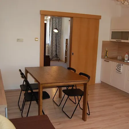 Appartement In A Red House With Garden